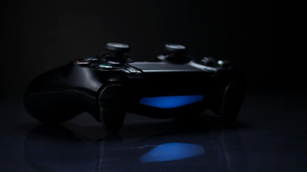 Quels sont les avantages de l'utilisation des widgets sur un iPhone 13 Pro Max pour une productivité accrue ?